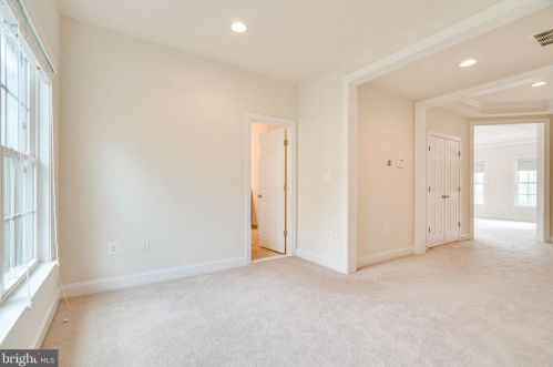 7892 Carbondale Way, Springfield VA  22153 exterior