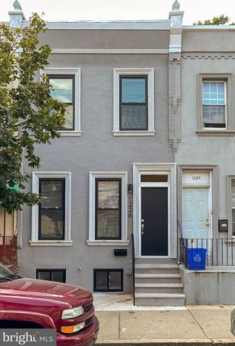 1226 26th St, Philadelphia, PA 19121-4602