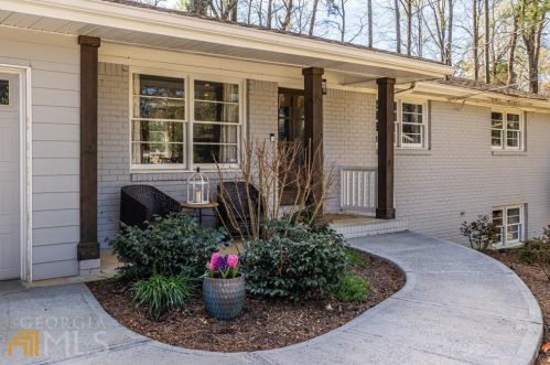 436 Concord Rd, Smyrna GA  30082-3225 exterior