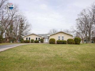 3004 Hickory Ln, Crete, IL 60417-3718