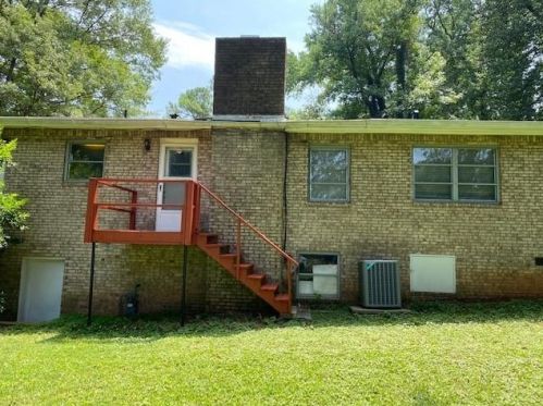 3415 Forrest Hl Dr, Atlanta GA  30354-1520 exterior