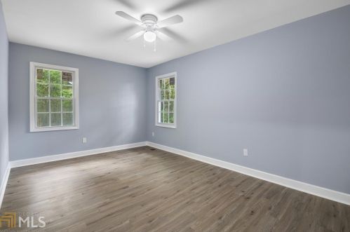 3824 Adamsville Dr, Atlanta GA  30331-3709 exterior