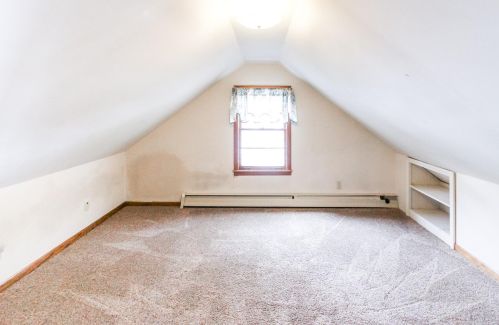 2126 Hillview Rd, Saint Paul MN  55112-1224 exterior