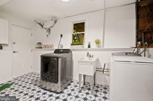 15405 Valencia St, Silver Spring MD exterior