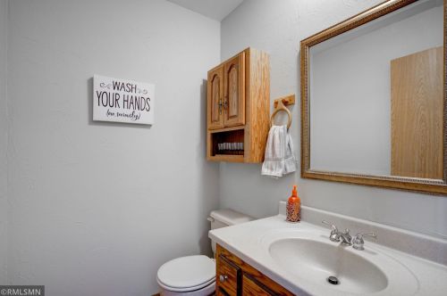 5869 Fernwood St, Saint Paul MN  55126-8405 exterior