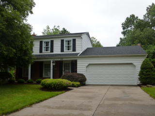 3755 Linden Green Dr, Toledo, OH 43614-3421