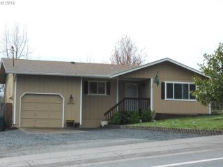 24786 Bolton Hill Rd, Veneta, OR 97487-9703