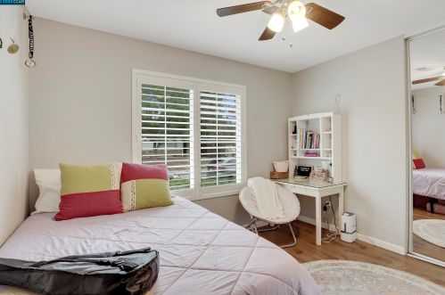 1833 Leo Ln, Concord CA  94521-2348 exterior