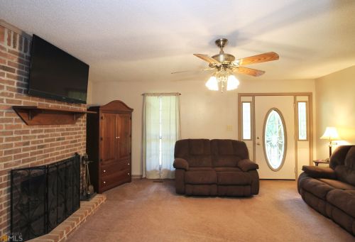 111 Parker Rd, Porterdale, GA 30014-5946