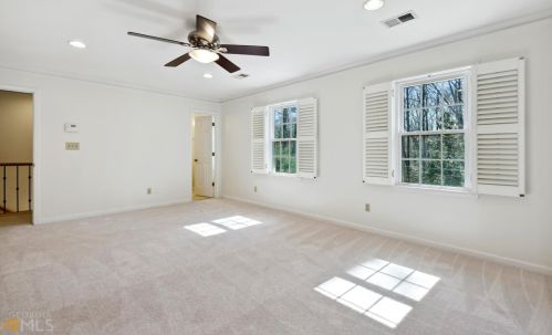 390 Forest Valley Ct, Atlanta GA  30342-2353 exterior
