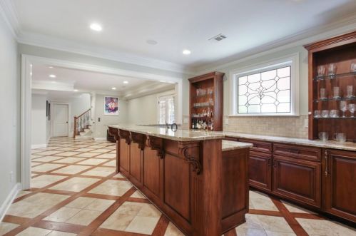 34 High Top Cir, Atlanta GA  30328-5934 exterior