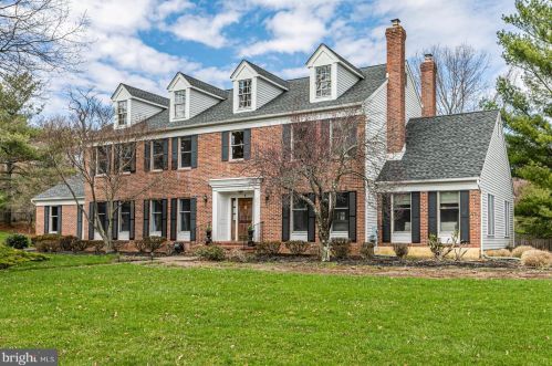 1 Tomlyn Dr, Princeton NJ  08540-4316 exterior