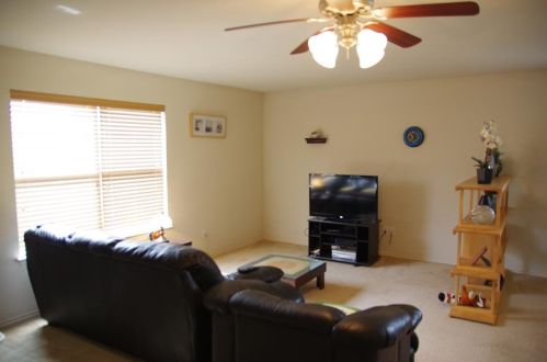 7551 Hedgeoak Ct, Fort Worth TX  76112-4451 exterior