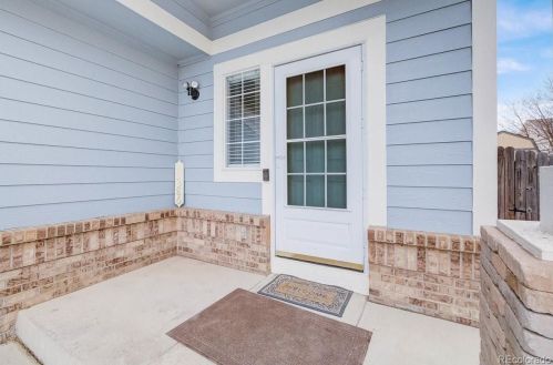 22386 Navarro Dr, Aurora, CO 80018-3075