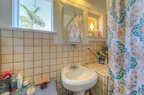 4167 Jurupa Ave, Riverside CA  92506-1765 exterior