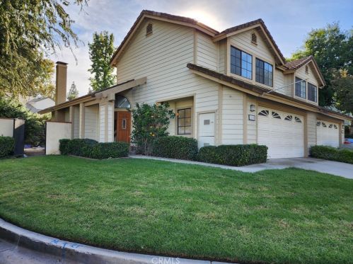 2160 Falcon Crest Dr, Riverside, CA 92506-3473