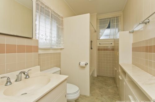 742 19th Ave, Honolulu HI  96816-4502 exterior