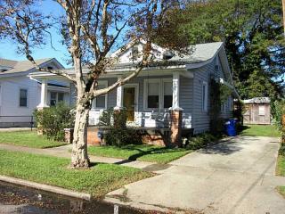 3664 Nottaway St, Norfolk, VA 23513-4059