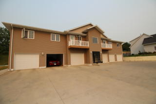 1625 12th St, Minot ND  58703-1236 exterior