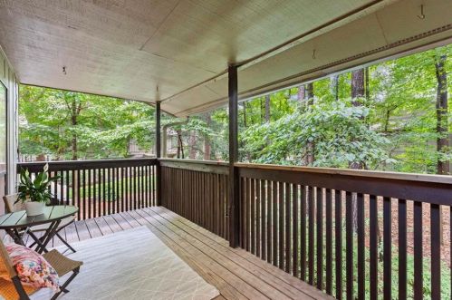 1004 Cumberland Ct, Smyrna GA  30080-8654 exterior