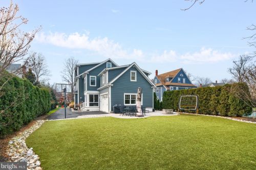 415 Washington Ave, Tavistock NJ 08033-3340 exterior