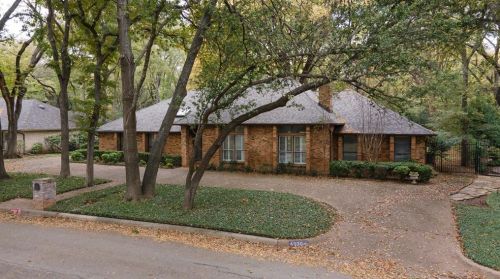 4920 River Bend Dr, Fort Worth, TX 76109