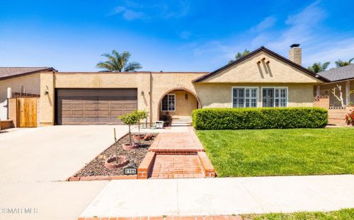 2725 Carlmont Pl, Simi Valley, CA 93065-1421