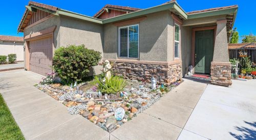 1351 Santona St, Manteca, CA 95337-8505