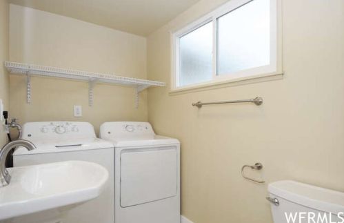 1137 Sego Lily Dr, Sandy UT 84094-4648 exterior