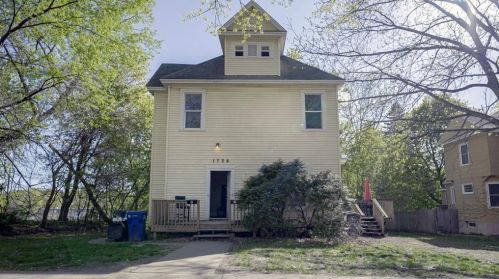 1736 Ames Pl, Saint Paul MN  55106-2954 exterior