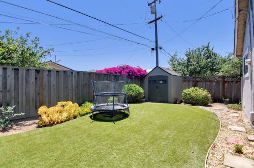398 Manferd St, Milpitas CA  95035-2647 exterior