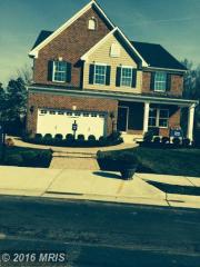 24982 Great Berkhamsted Dr, Stone Ridge VA  20105-5558 exterior