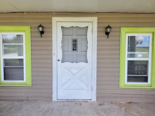 1324 45th St, Corsicana, TX 75110-1705