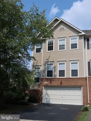 13010 Limestone Ct, Clifton, VA 20124-0967