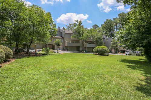 5996 Mitchell Rd, Atlanta GA  30328-4849 exterior