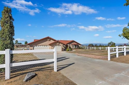 17600 Copper Queen Ln, Perris, CA 92570-7701