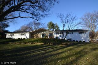 1 Swanhill Dr, Baltimore, MD 21208-1928