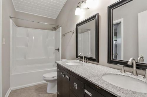 2132 Drew Valley Rd, Atlanta GA  30319-3918 exterior