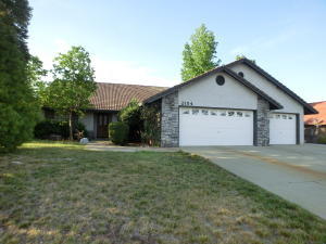 2154 Sophy Pl, Redding, CA 96003-9385