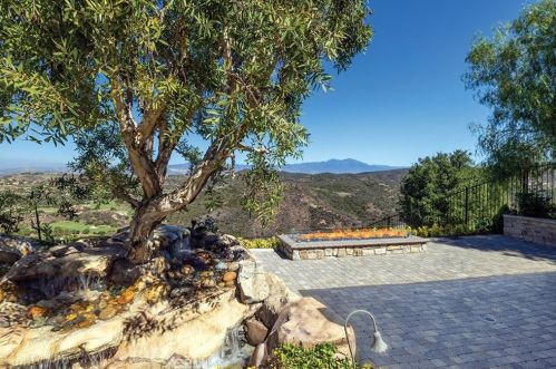 74 Golden Eagle, Irvine CA  92603-0309 exterior