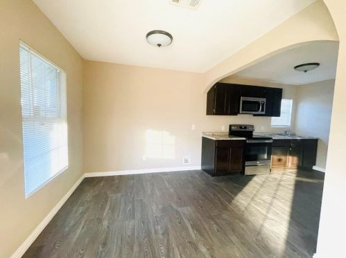 3201 Mitchell Blvd, Fort Worth TX  76105-4644 exterior