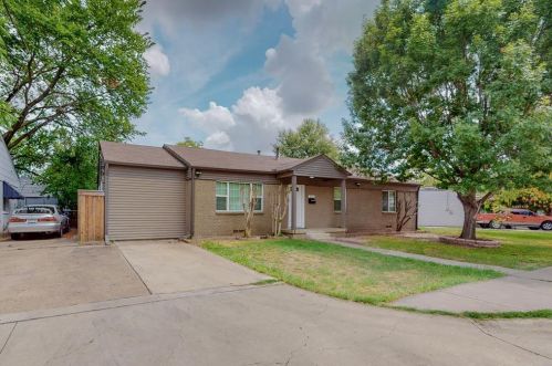 650 Francine Dr, Irving, TX 75060-4445