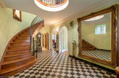14 Upper Mountain Ave, Montclair, NJ 07042-1814