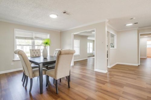 5112 Sabelle Ln, Fort Worth TX  76117-2438 exterior