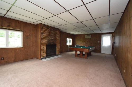 2825 Drexel Dr, Hobart IN 46342-3533 exterior