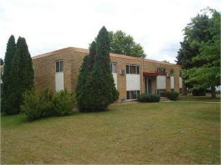 605 Swift St, Saint Peter MN  56082-1860 exterior