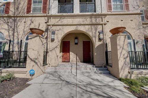 3385 Dublin Blvd, Pleasanton, CA 94568-8525