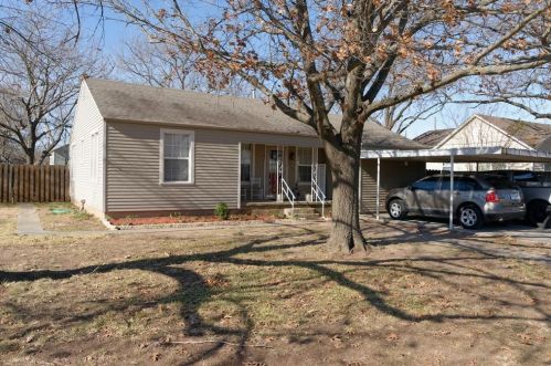 415 Hickory St, Muenster, TX 76252-2512