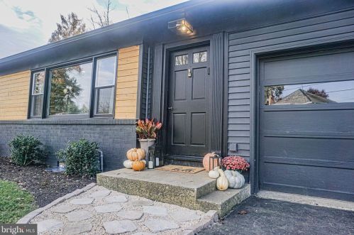 130 City Mill Rd, Lancaster, PA 17602-3808