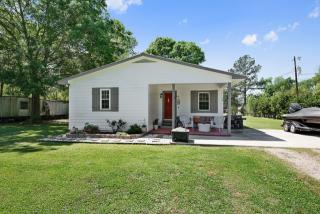 248 Graves St, Slaughter, LA 70777-3313